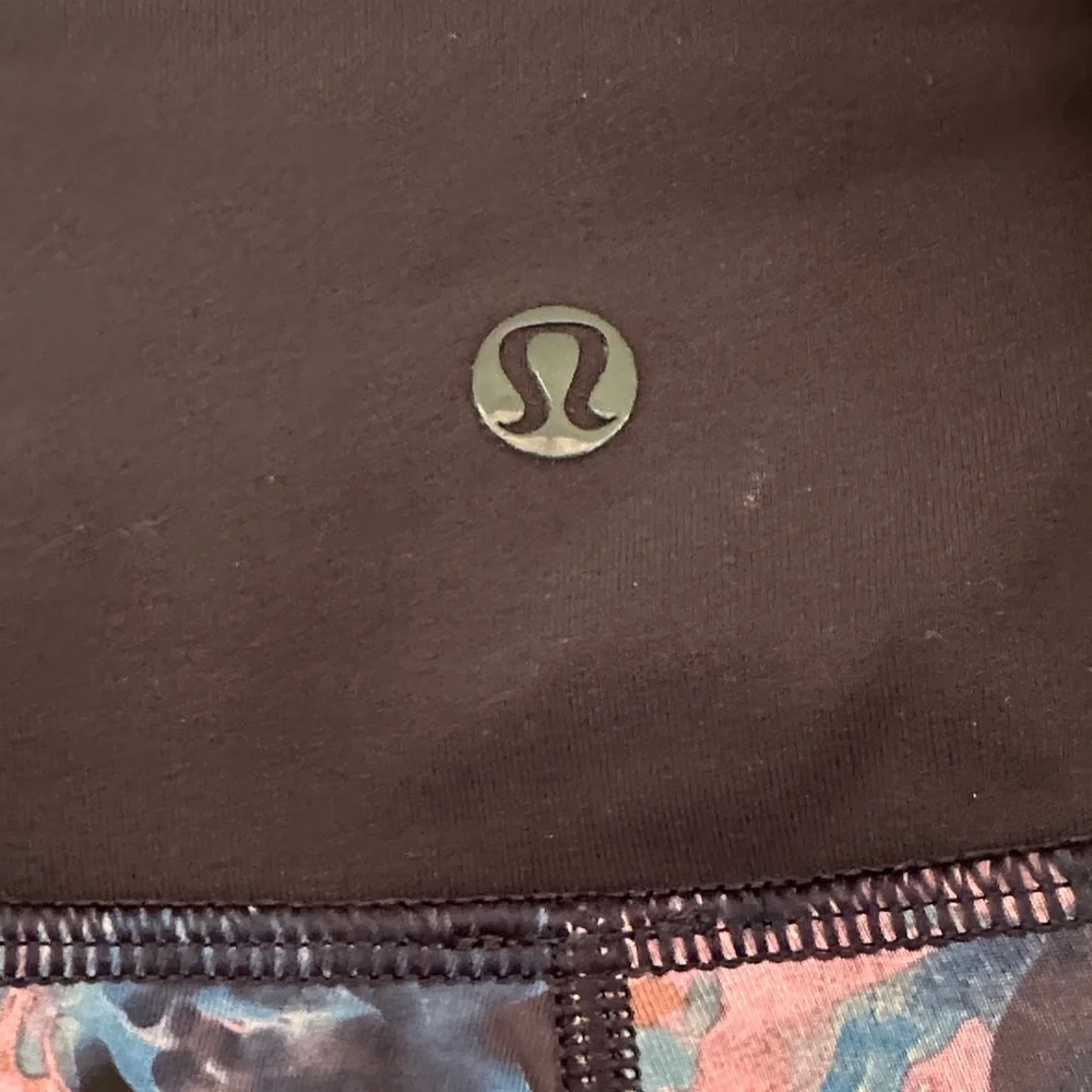 Lululemon If You’re Lucky Crop Full on Luxtreme leggings size 4